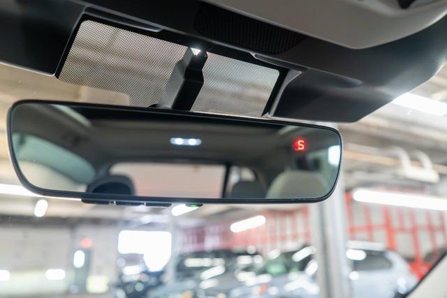 Used 2023 Subaru Forester Premium AWD/4WD image 38