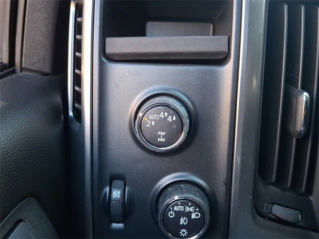 Used 2017 Chevrolet Silverado 1500 LTZ Z71 image 24