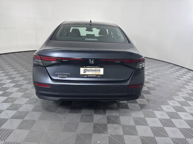 Used 2023 Honda Accord EX image 4