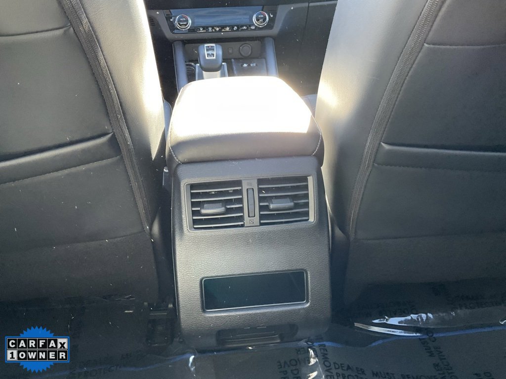 Used 2023 Mitsubishi Outlander SE image 39