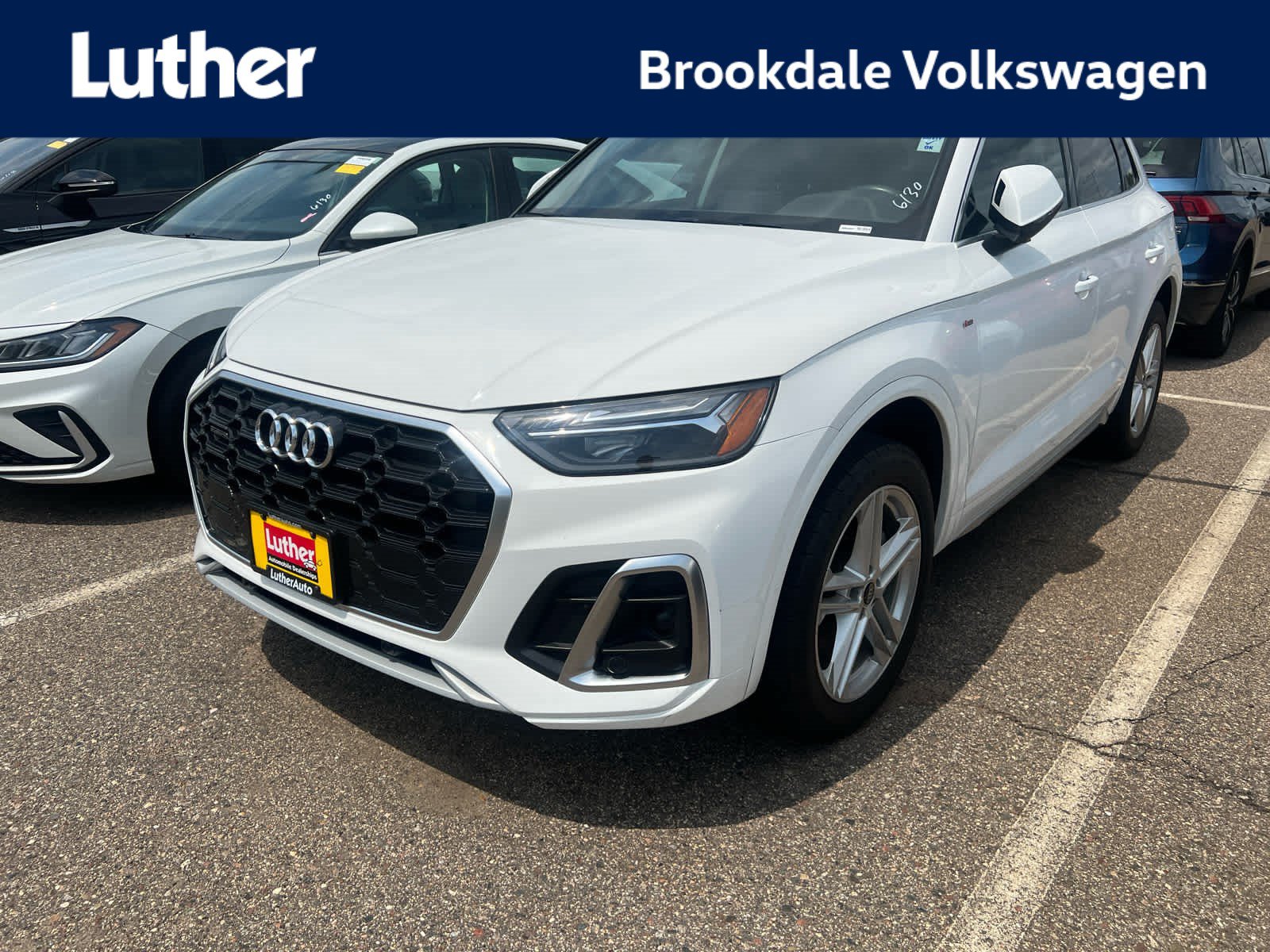 Used 2023 Audi Q5 e Premium w/ Convenience Package AWD/4WD image 1