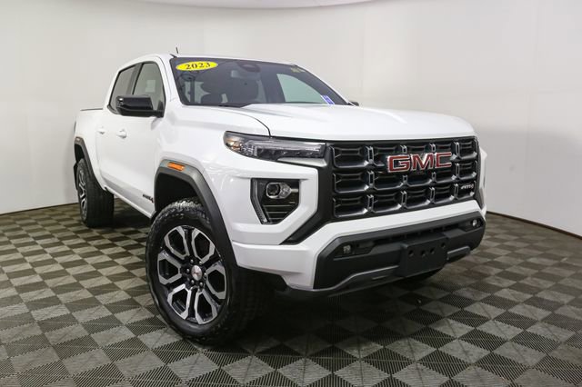 Used 2023 GMC Canyon AT4 w/ AT4 Premium Package image 3