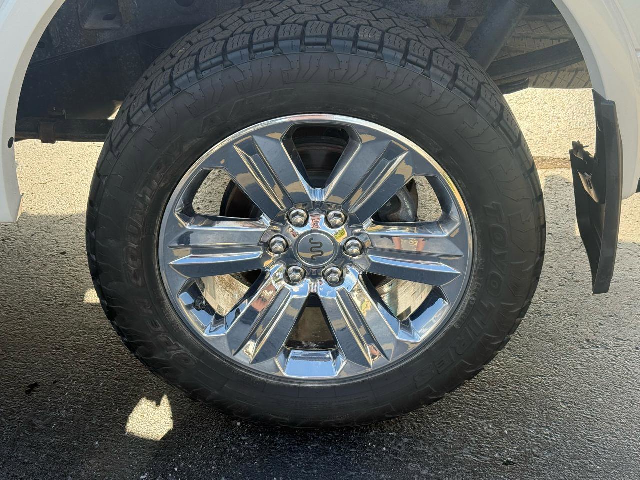 Used 2019 Ford F150 King Ranch w/ Equipment Group 601A Luxury image 11
