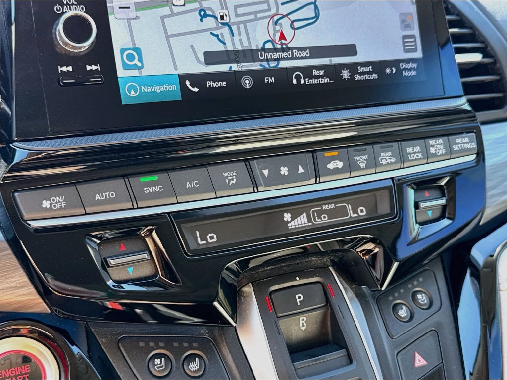 Used 2025 Honda Odyssey Elite image 27