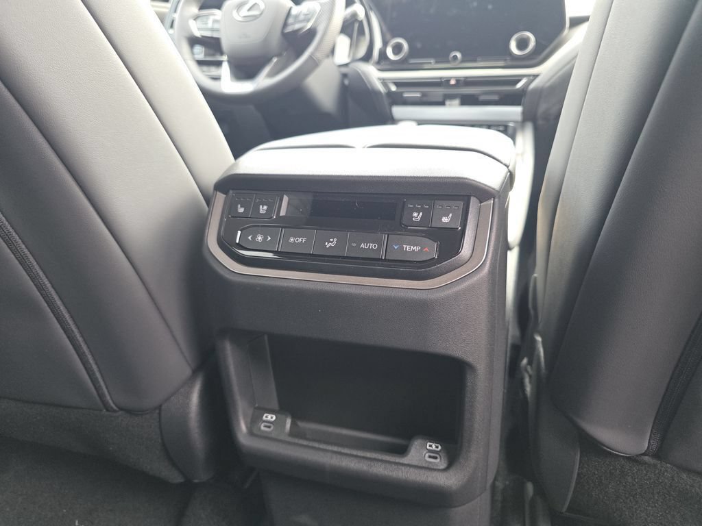 New 2026 Lexus TX 500h AWD image 25