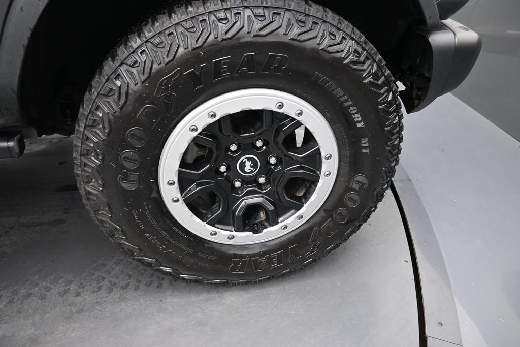 Used 2023 Ford Bronco Badlands w/ Sasquatch Package AWD/4WD image 25