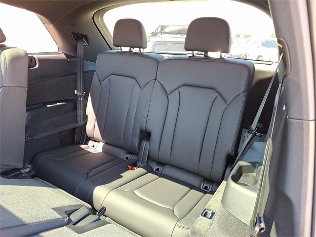 New 2025 Audi Q7 3.0T Premium Plus image 9