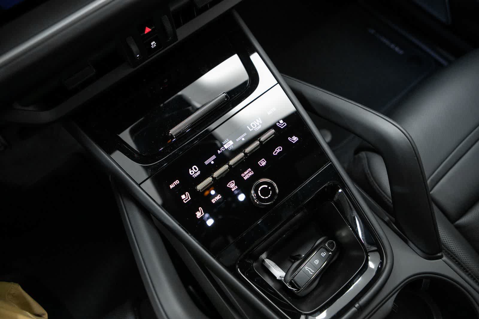 New 2026 Porsche Cayenne Turbo AWD/4WD image 27