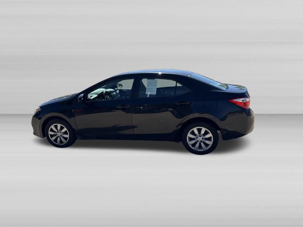 Used 2016 Toyota Corolla LE FWD image 7