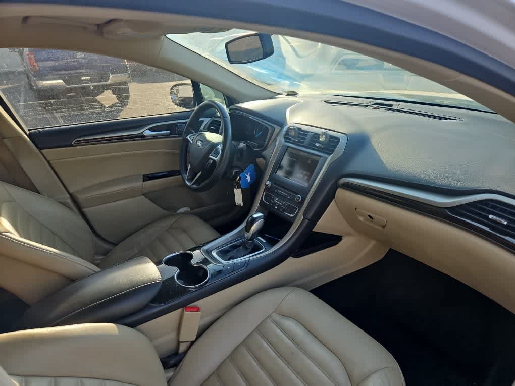 Used 2016 Ford Fusion Energi SE FWD image 13