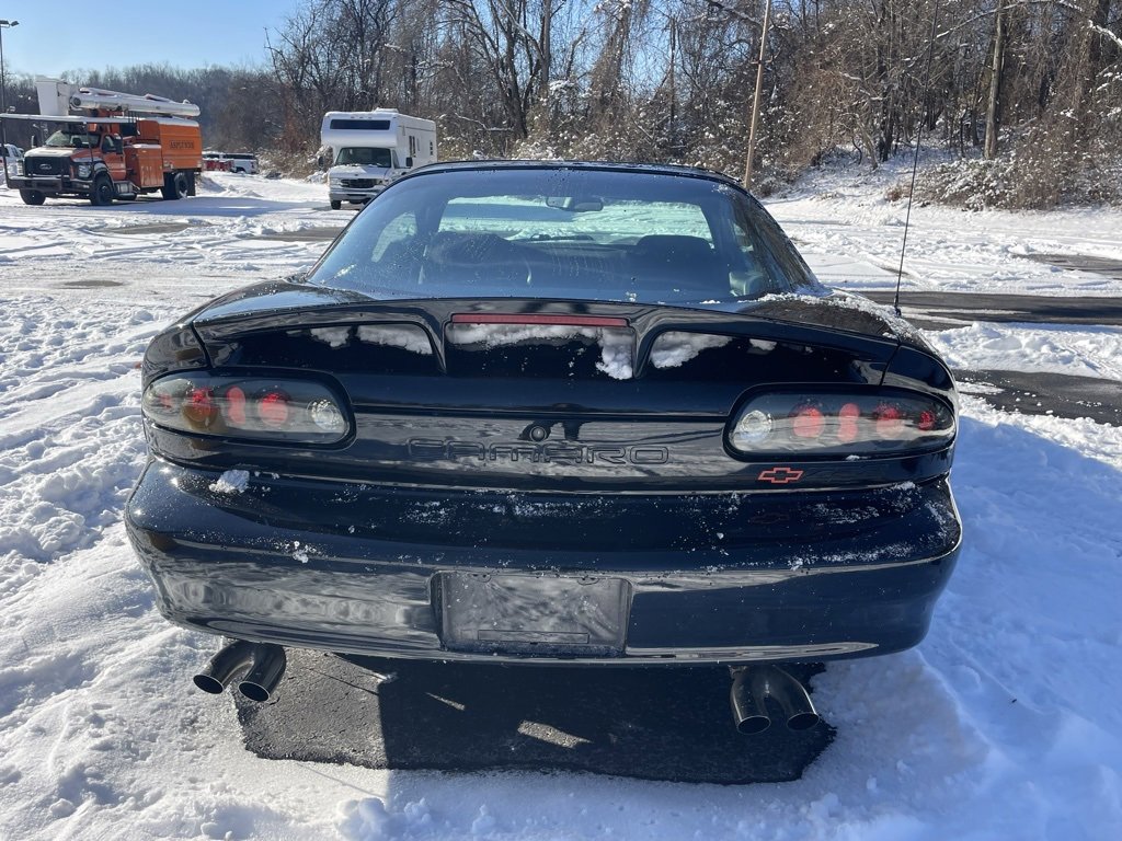 Used 2000 Chevrolet Camaro Z28 image 4