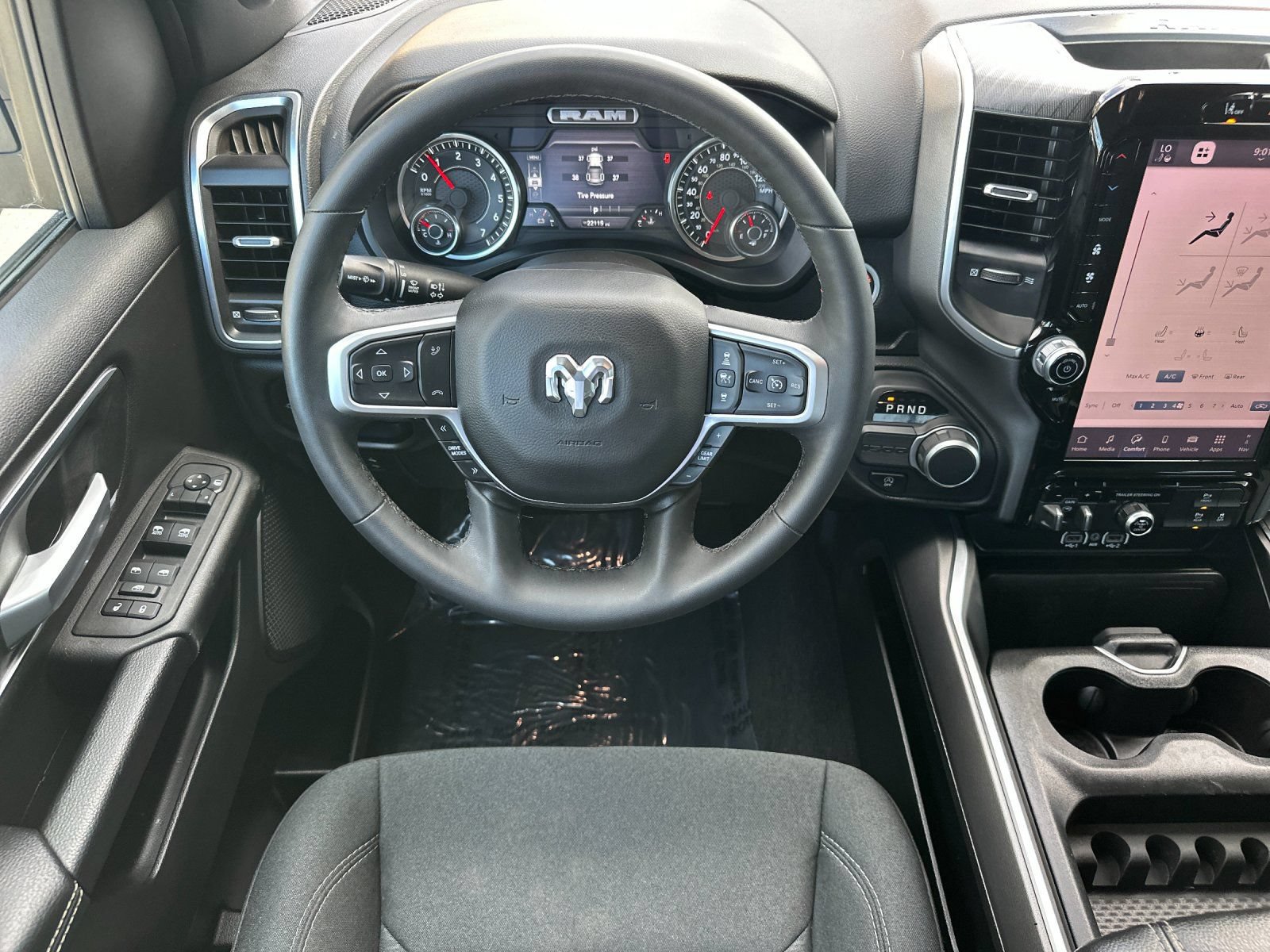 Used 2025 RAM 1500 Big Horn RWD image 19