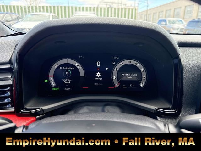 Used 2025 Toyota Camry XSE image 32