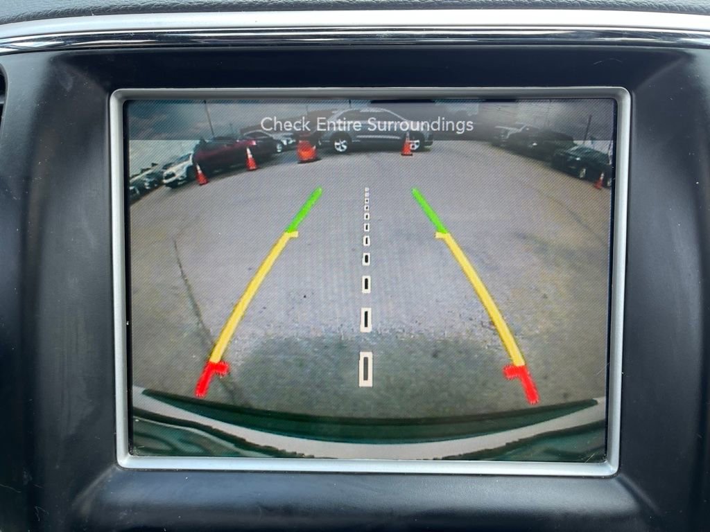 Used 2015 Jeep Grand Cherokee Altitude AWD/4WD image 11