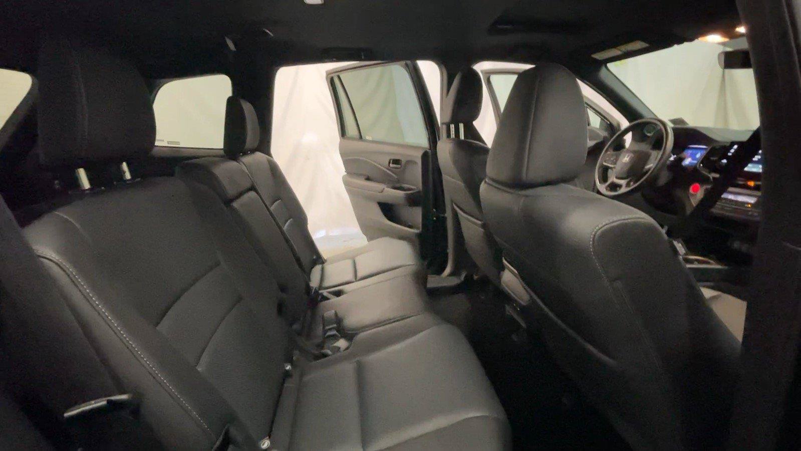 Certified 2024 Honda Passport EX-L image 22