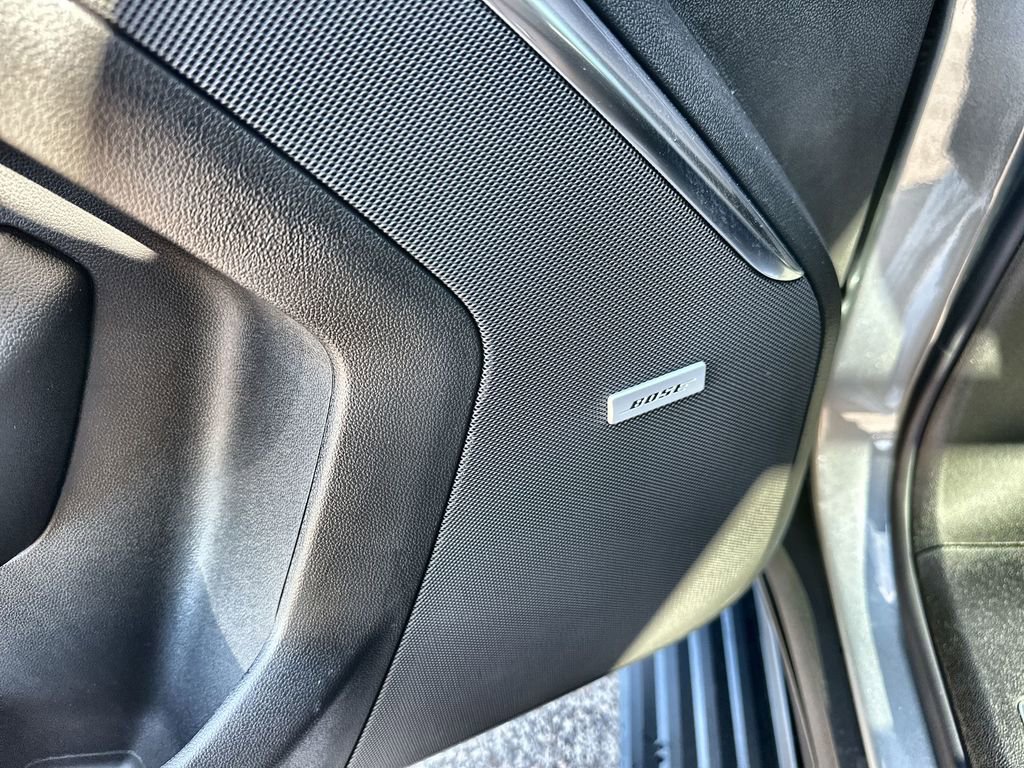 New 2026 GMC Yukon Denali w/ Sun & Power Step Package image 23