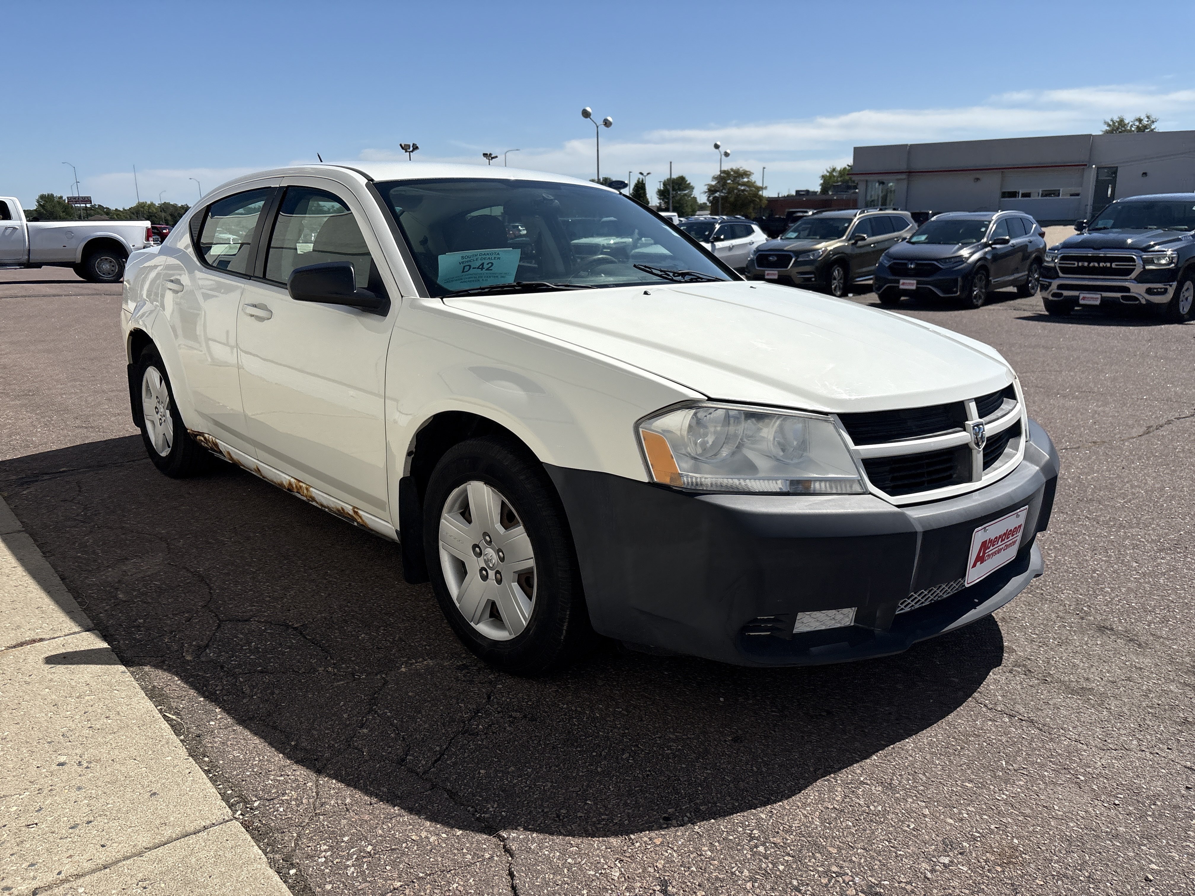 Used 2008 Dodge Avenger SE FWD image 4
