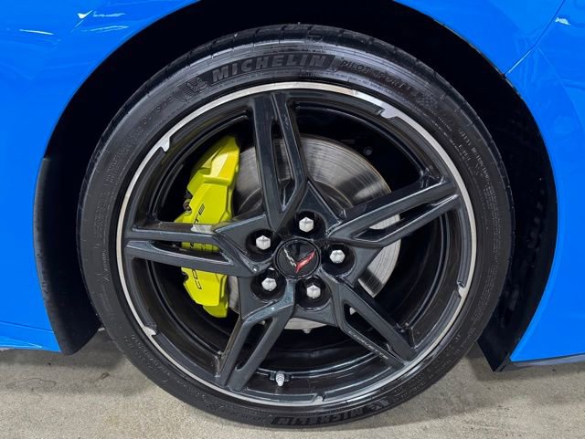 Used 2020 Chevrolet Corvette Stingray Premium Cpe w/ 3LT Preferred Equipment Group image 39