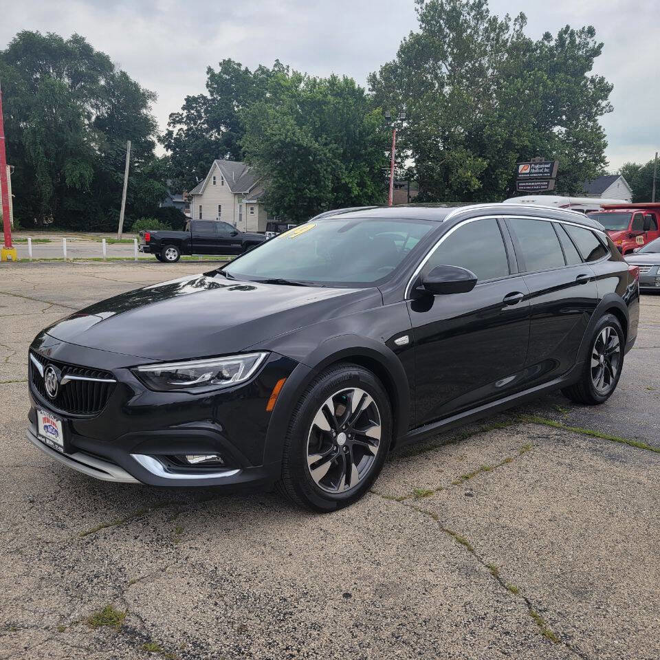 Used 2019 Buick Regal Preferred w/ Sights and Sounds Package