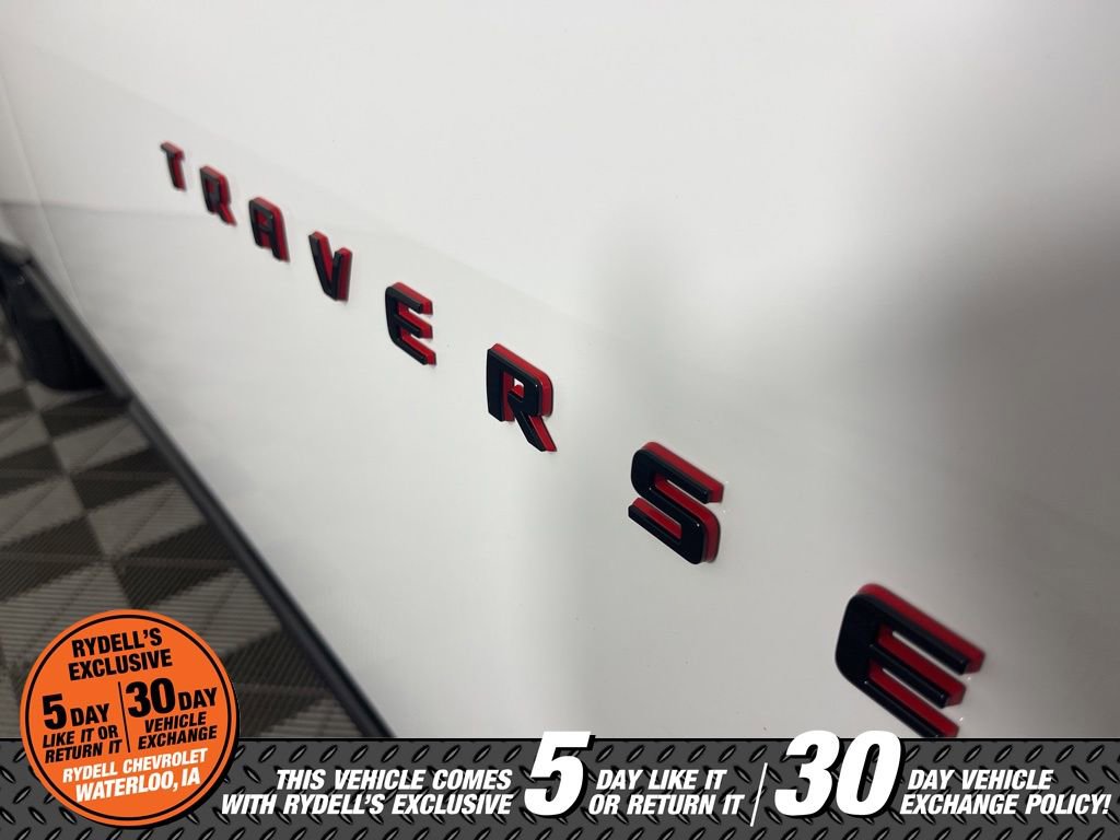 Certified 2023 Chevrolet Traverse Premier w/ Redline Edition image 13