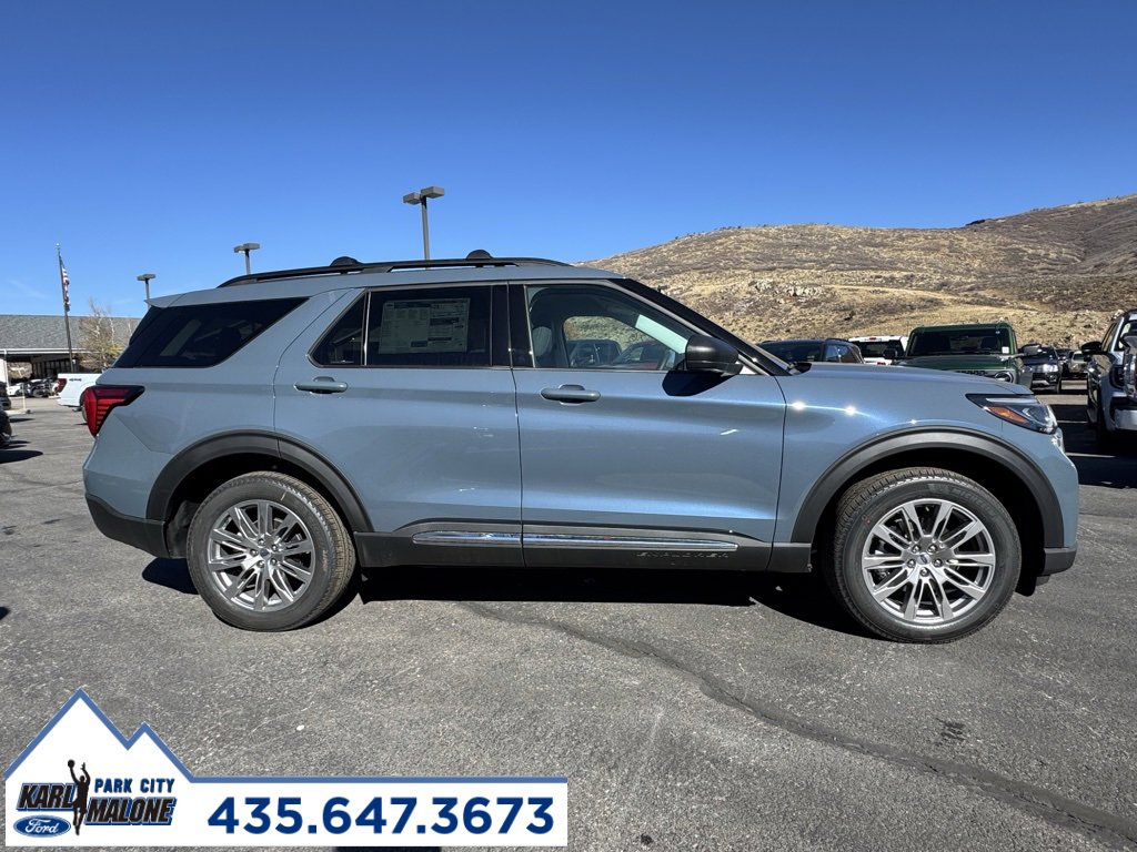 New 2025 Ford Explorer Active w/ Active Comfort Package image 2