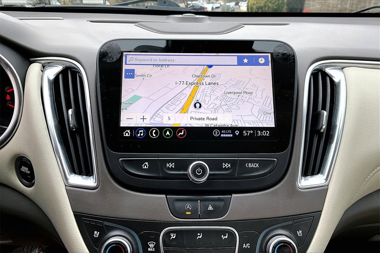 Used 2024 Chevrolet Malibu LT image 13