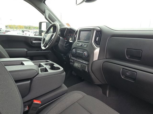 Used 2025 Chevrolet Silverado 2500 Custom w/ Custom Value Package image 21