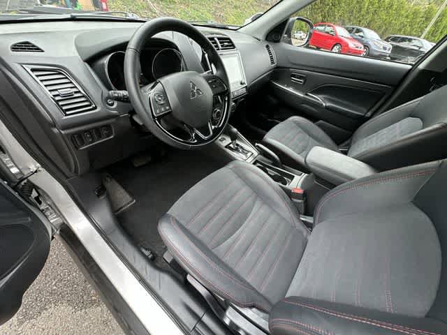 Used 2025 Mitsubishi Outlander Sport SE AWD/4WD image 15
