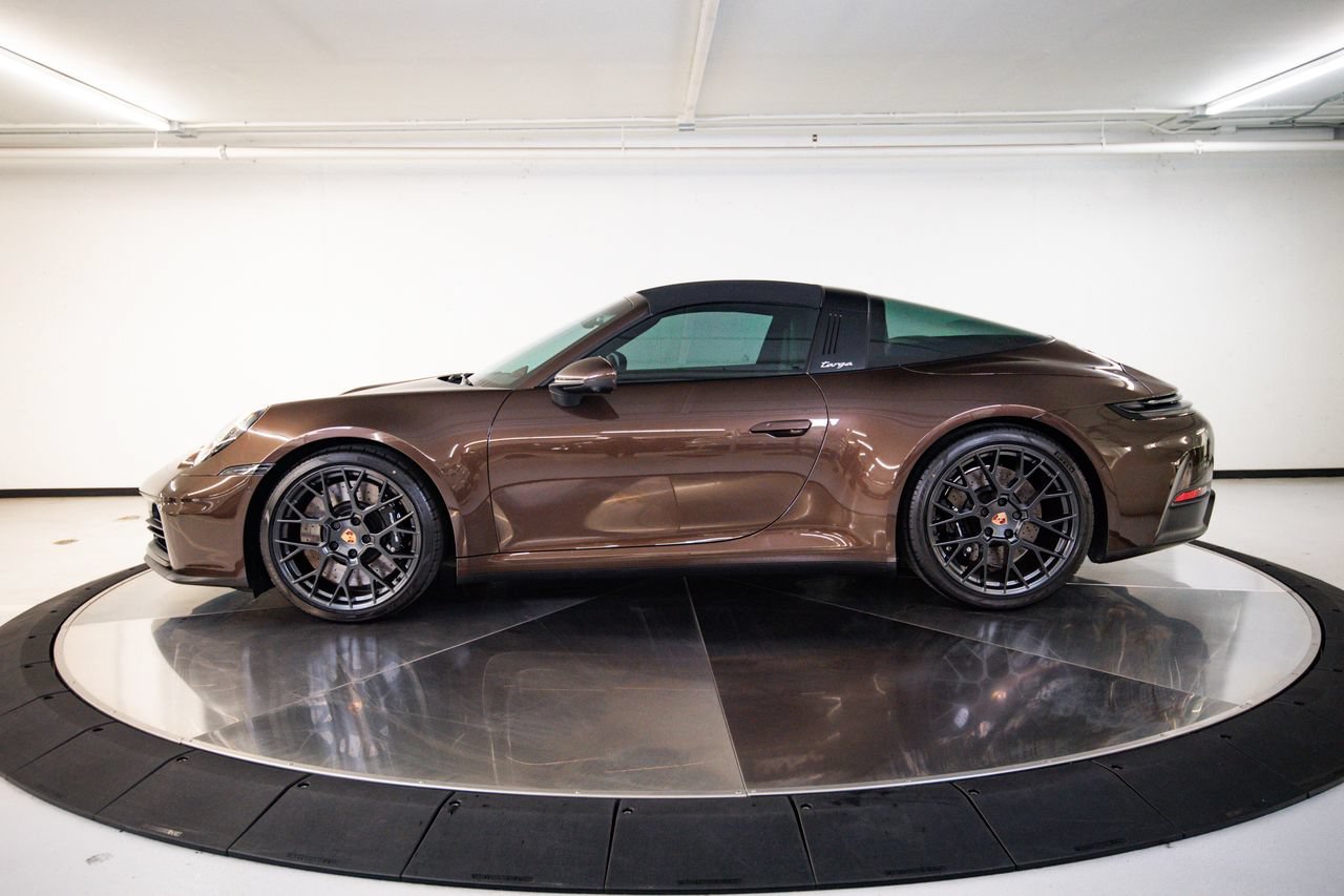 Certified 2026 Porsche 911 Targa 4S AWD/4WD image 2