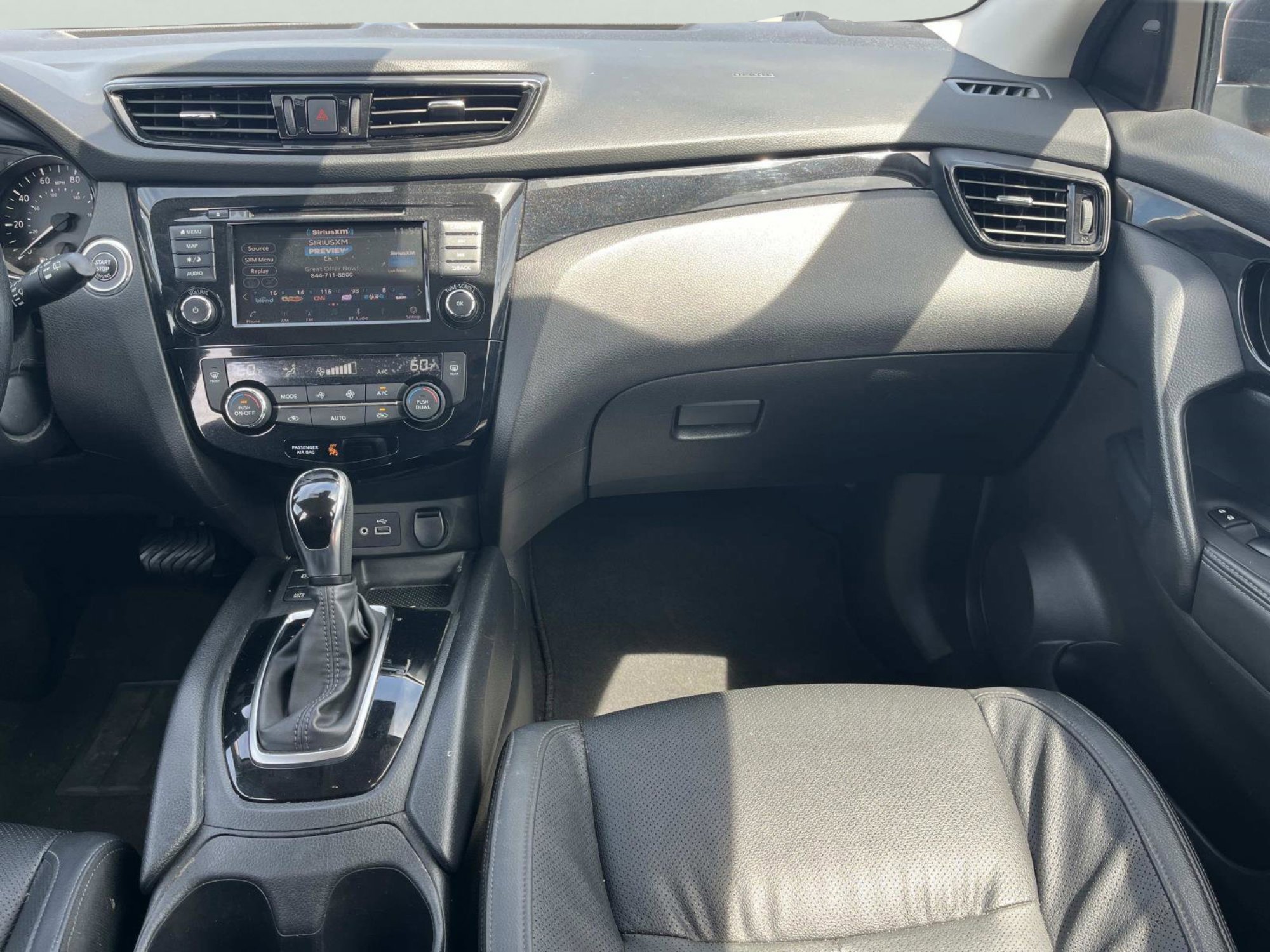 Used 2021 Nissan Rogue Sport SL AWD/4WD image 7