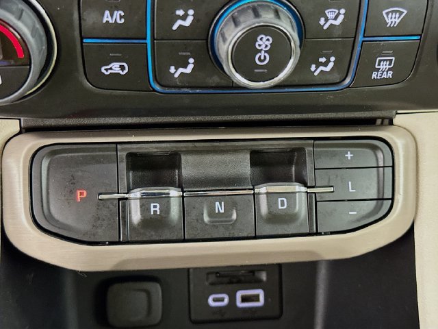 Used 2023 GMC Acadia Denali AWD/4WD image 17