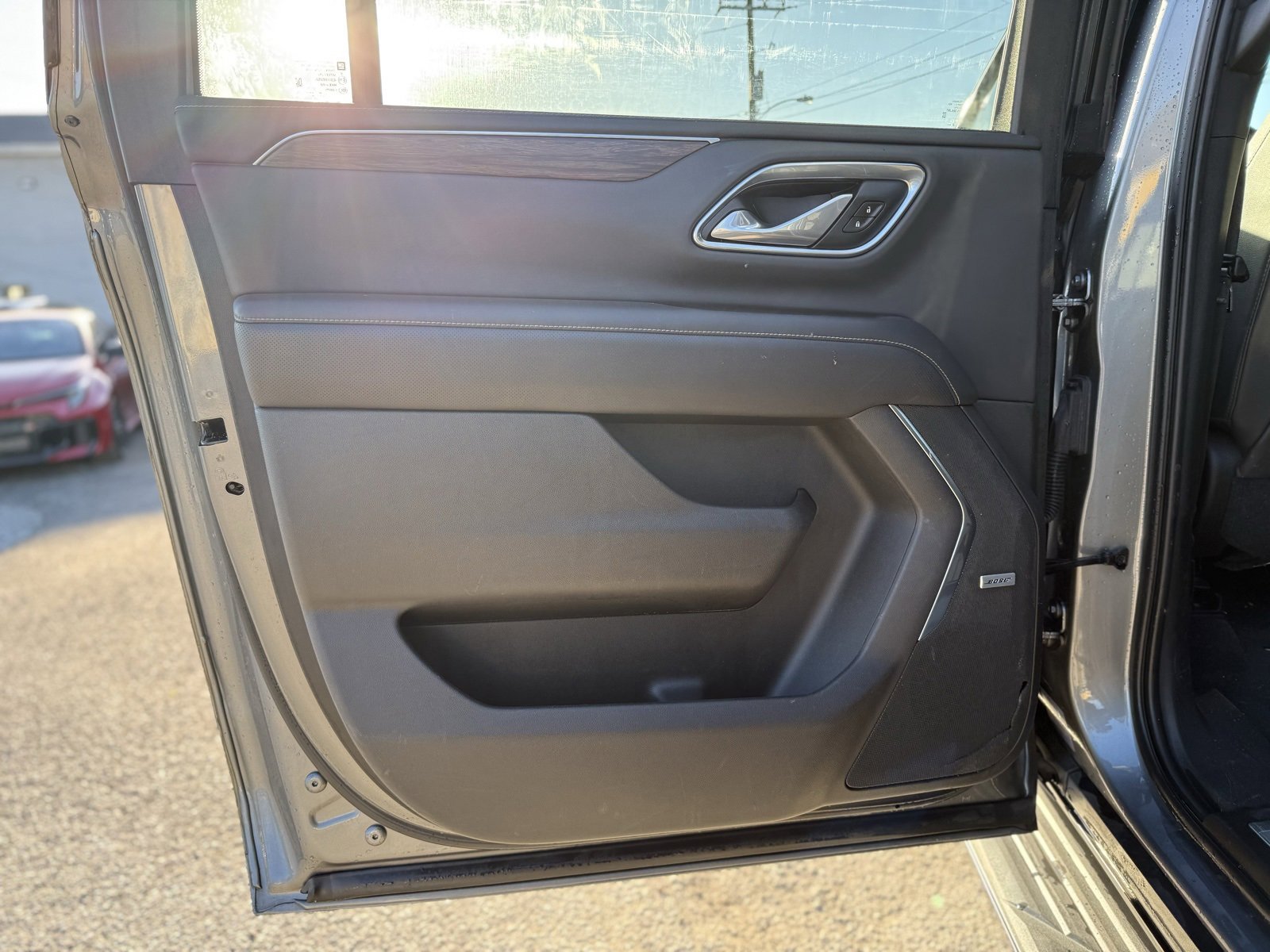 Used 2021 Chevrolet Suburban Premier image 22