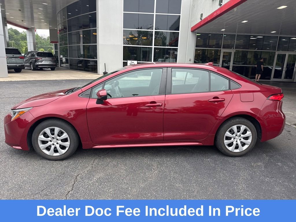 Used 2024 Toyota Corolla LE FWD image 1