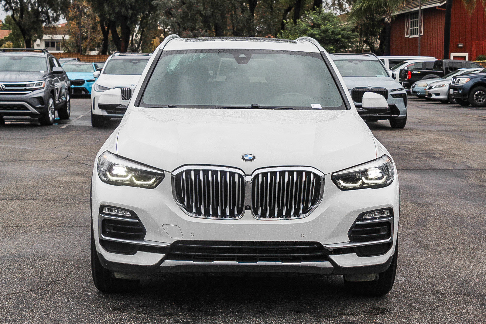 Used 2020 BMW X5 sDrive40i w/ Premium Package image 2