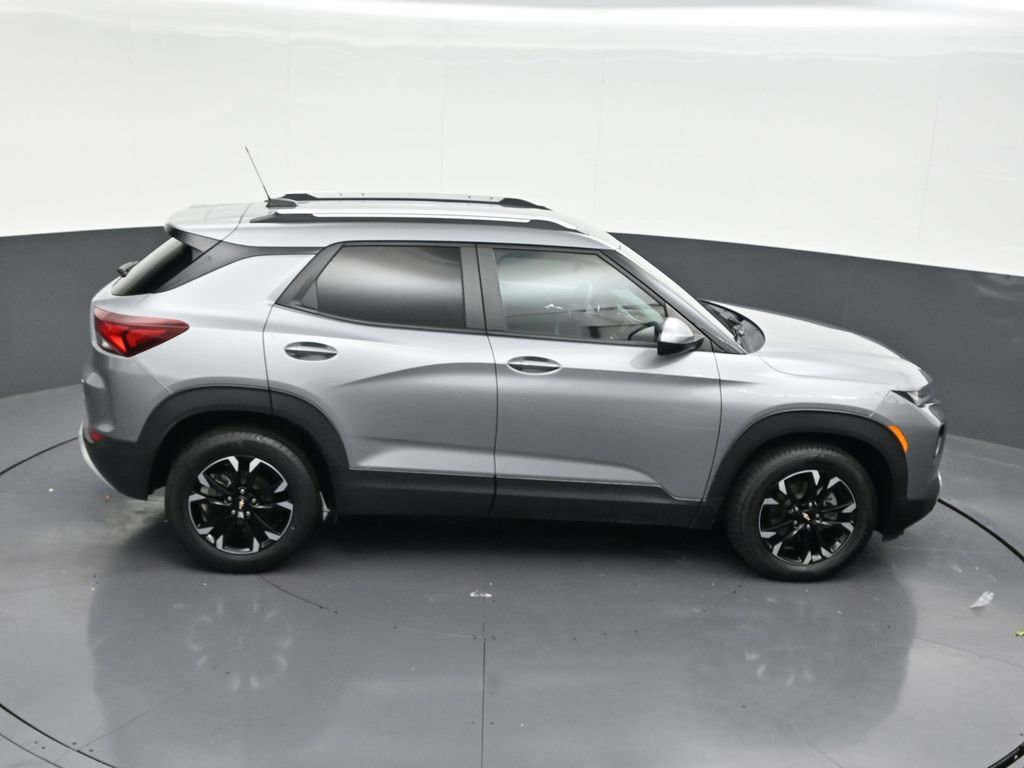 Used 2023 Chevrolet TrailBlazer LT FWD image 21