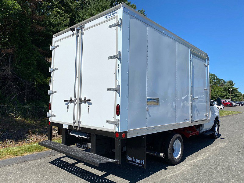 New 2026 Ford E-450 and Econoline 450 Super Duty w/ Power Equipment Group image 8