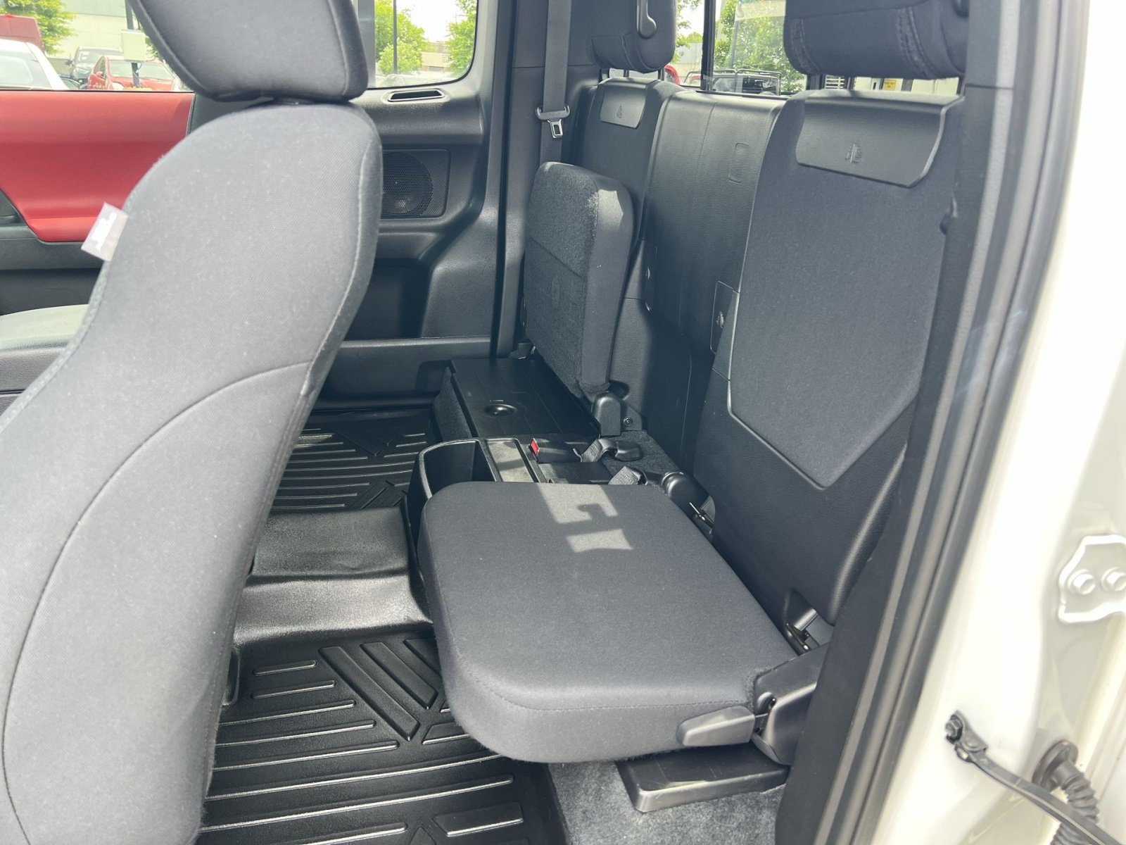 Used 2021 Toyota Tacoma SR5 RWD image 26