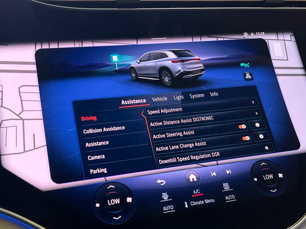 Used 2023 Mercedes-Benz EQS 580 4MATIC SUV w/ Exclusive Trim Package image 27