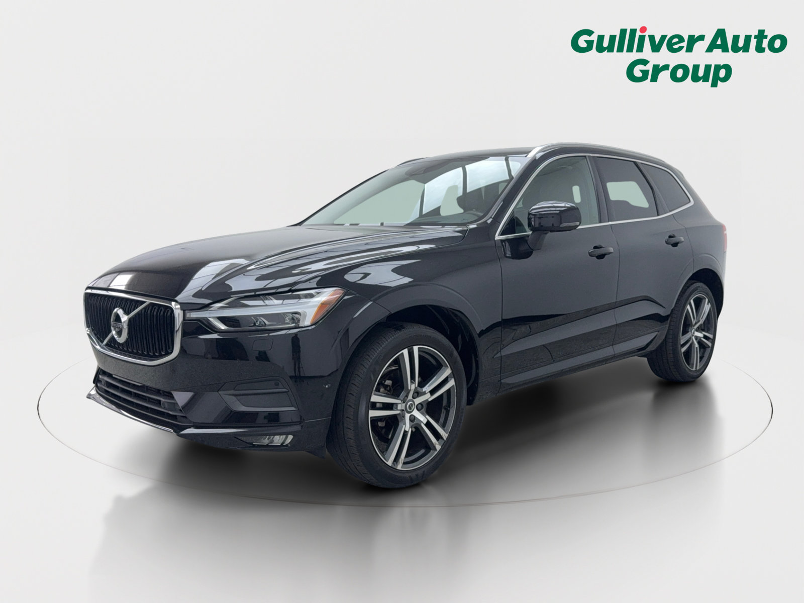 Used 2019 Volvo XC60 T5 Momentum w/ Multimedia Package FWD image 2