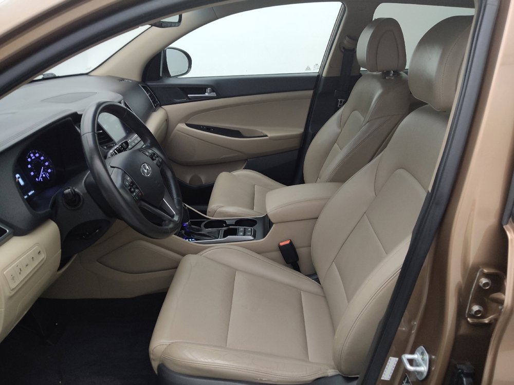 Used 2016 Hyundai Tucson Limited w/ Option Group 03 AWD/4WD image 17