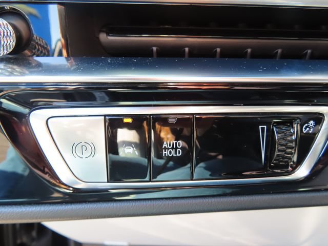 Used 2024 Cadillac Lyriq Luxury RWD image 38