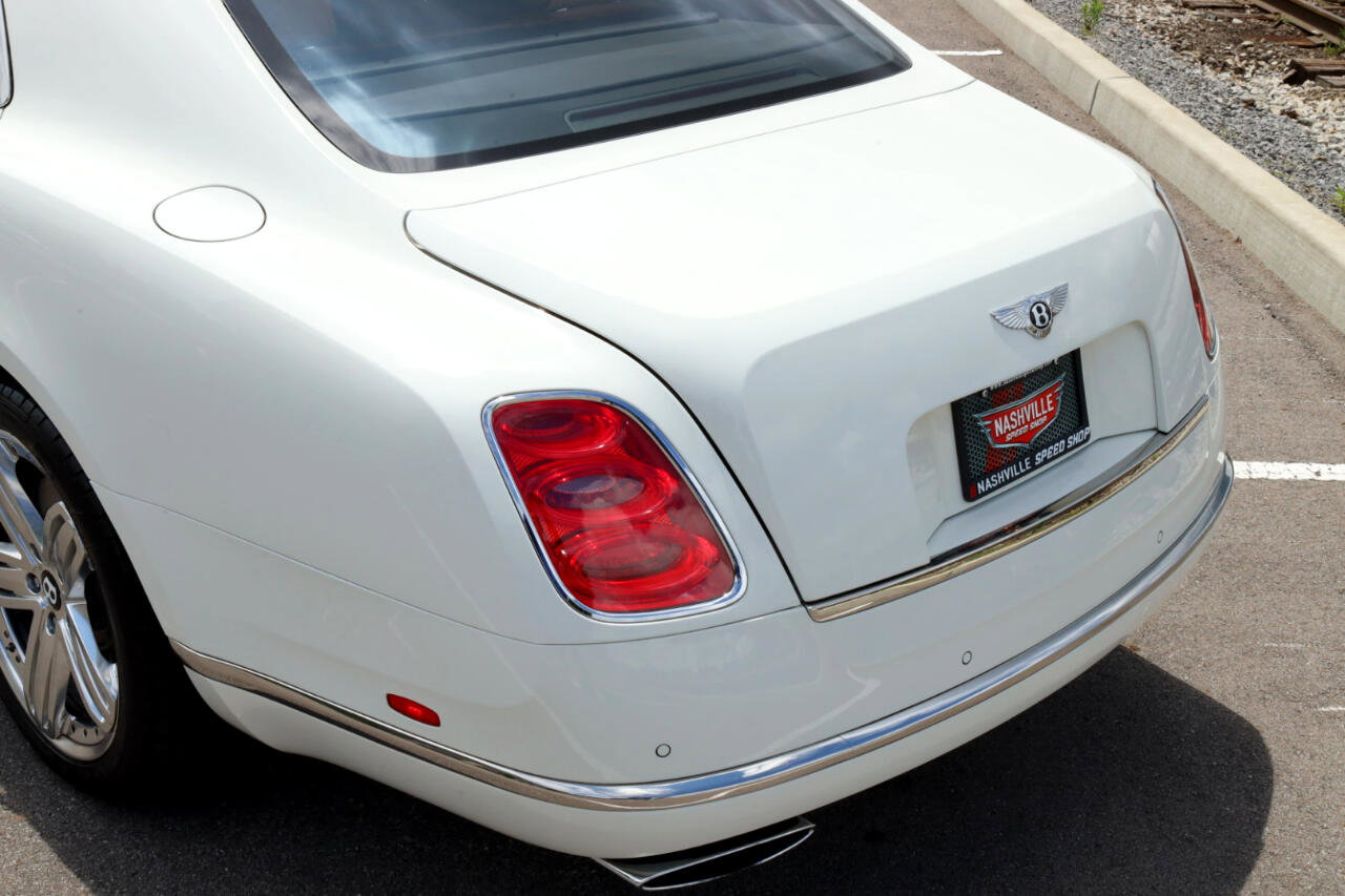 Used 2011 Bentley Mulsanne 4dr Sdn image 15
