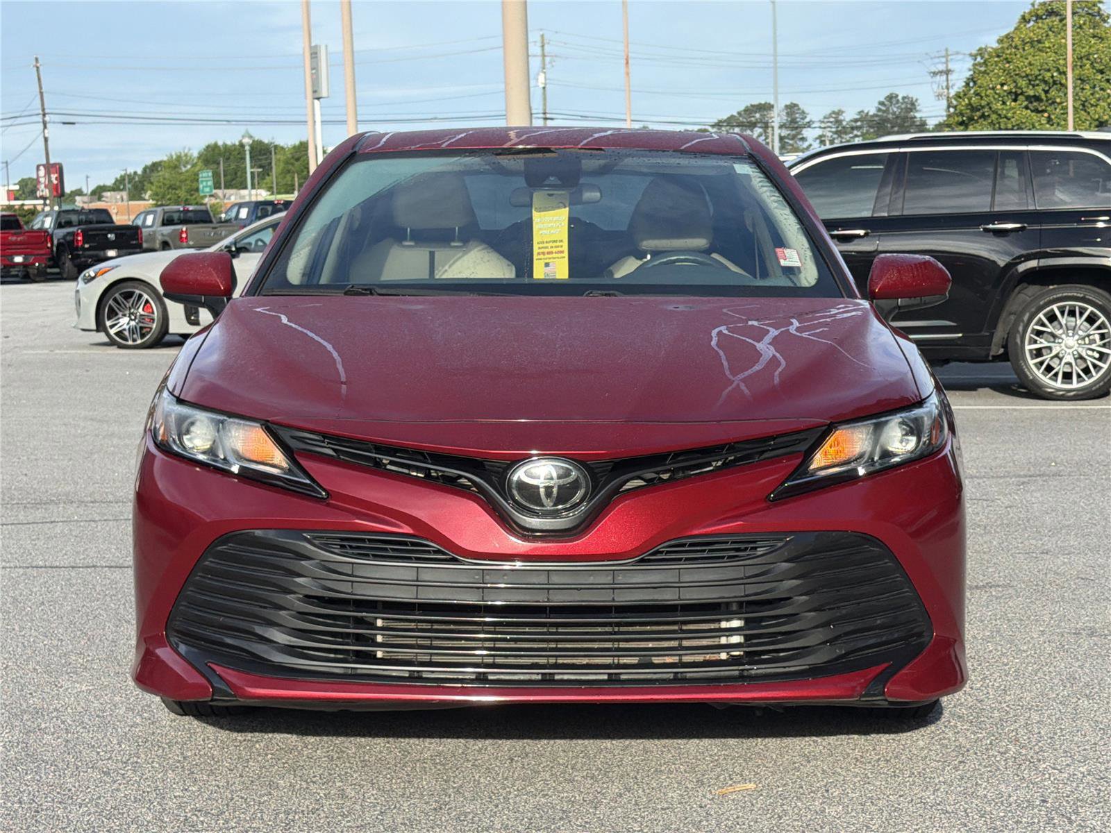Used 2018 Toyota Camry LE FWD image 3