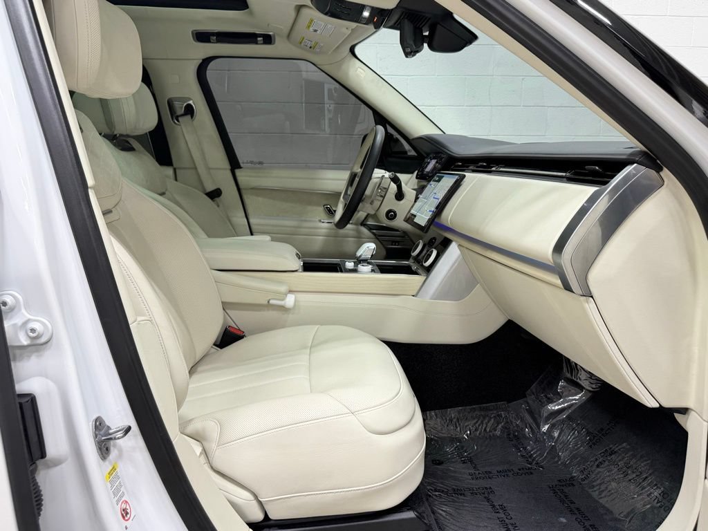 Used 2023 Land Rover Range Rover SV AWD/4WD image 53
