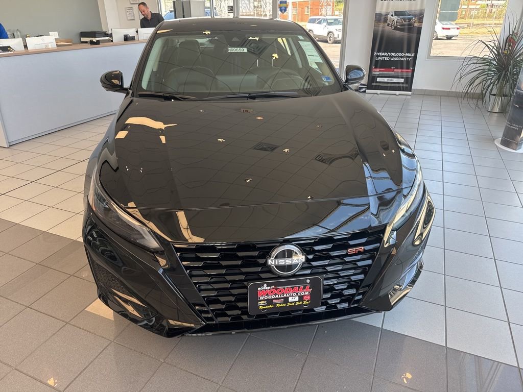 New 2026 Nissan Altima 2.5 SR FWD image 2