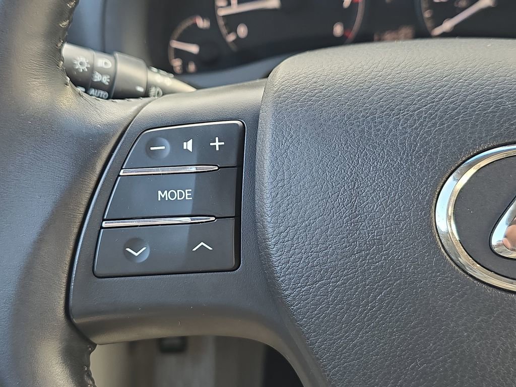 Used 2012 Lexus RX 350 AWD w/ Premium Pkg image 20