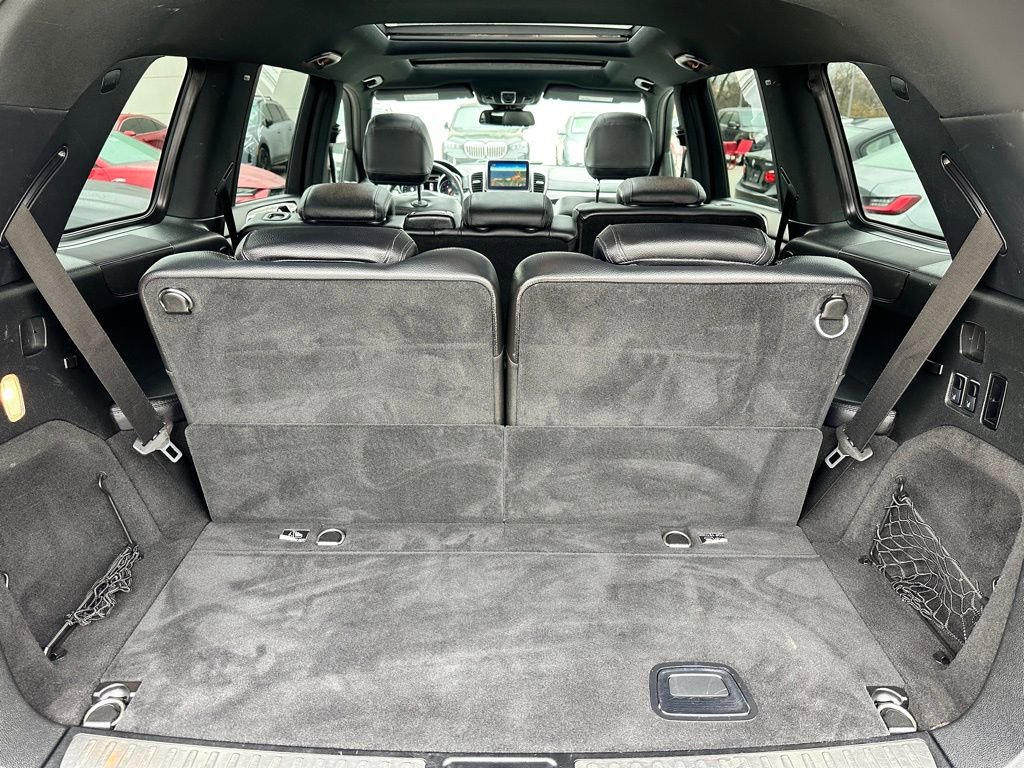 Used 2017 Mercedes-Benz GLS 450 4MATIC image 10