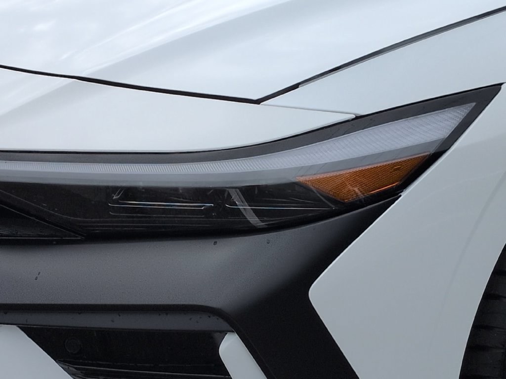 New 2026 Hyundai Elantra N FWD image 12