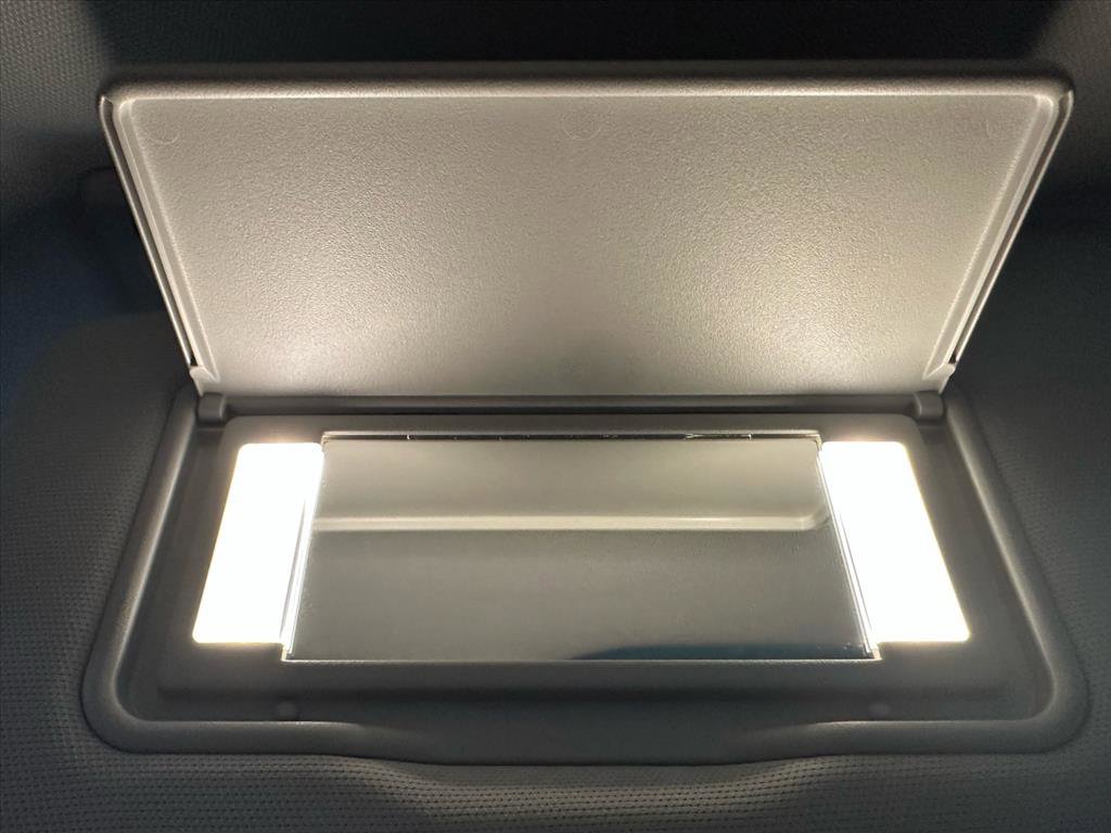 Certified 2025 Ford Expedition Active image 47