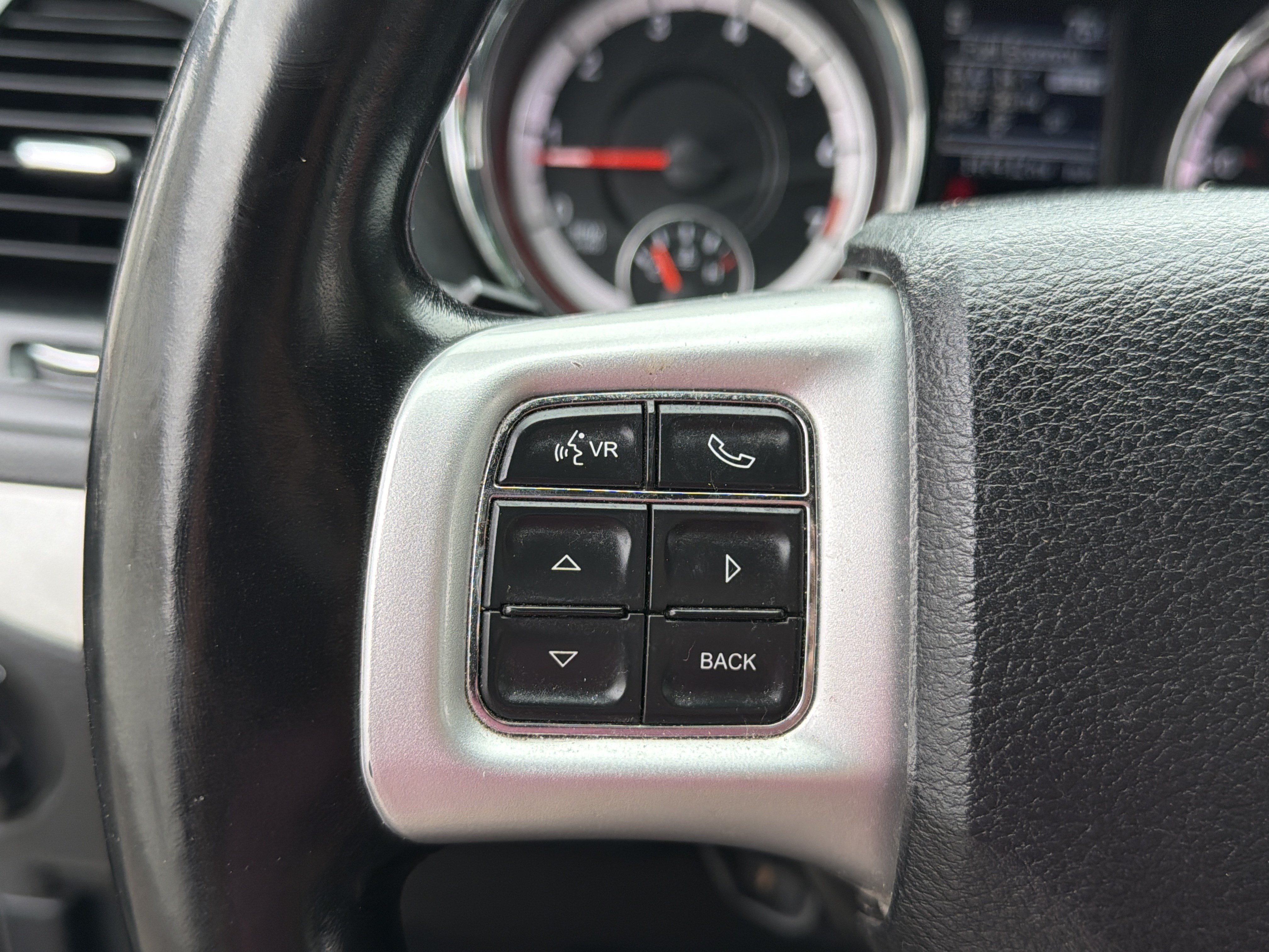 Used 2020 Dodge Grand Caravan GT FWD image 14